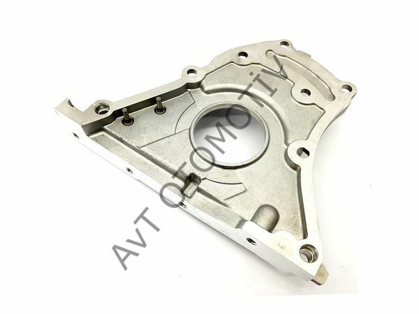 Trafik 1.9 Dci Motor Ön Kapak - 8200183179 - 8200066861 - 7700106127 - 7700112773 - 8200162369