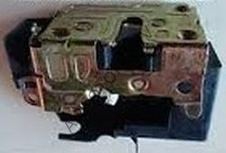 SAG ARKA KAPI KILIDI (M)